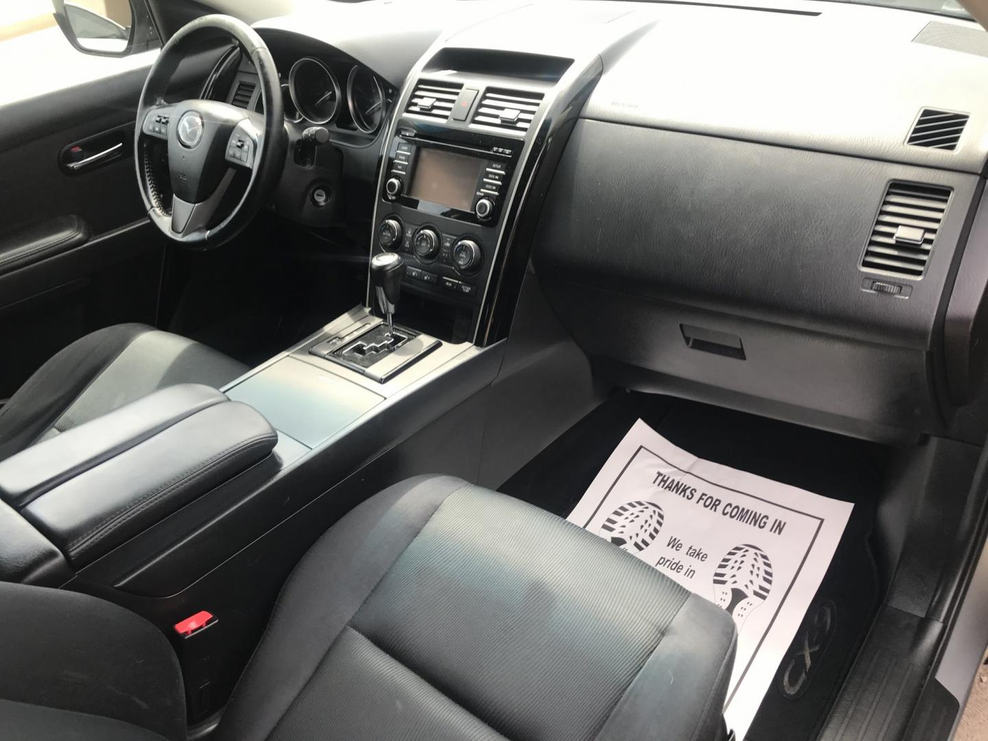 2013 gray /black Mazda CX-9 Sport AWD (JM3TB3BV7D0) with an 3.7L V6 DOHC 24V engine, 6A transmission, located at 323 E Dunlap Ave., Phoenix, AZ, 85020, (602) 331-9000, 33.567677, -112.069000 - 2013 MAZDA CX-9 4WD AWD SUV ......3RD ROW SEATING, Great Family SUV .... A Must See!!..... Automatic, 3.7L Engine, Cold cold AC. Loaded with Power Options,154k Original miles, Clean Arizona title , Runs and Drives Excellent. , passed emissions. Call or text Dave 602-331-9000 thanks for lookin- Photo#7
