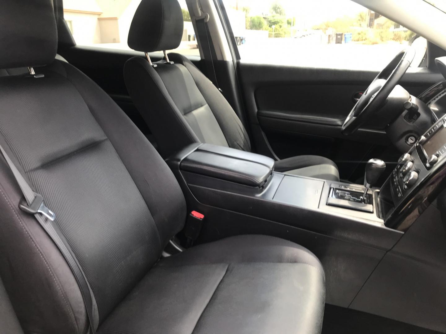 2013 gray /black Mazda CX-9 Sport AWD (JM3TB3BV7D0) with an 3.7L V6 DOHC 24V engine, 6A transmission, located at 323 E Dunlap Ave., Phoenix, AZ, 85020, (602) 331-9000, 33.567677, -112.069000 - 2013 MAZDA CX-9 4WD AWD SUV ......3RD ROW SEATING, Great Family SUV .... A Must See!!..... Automatic, 3.7L Engine, Cold cold AC. Loaded with Power Options,154k Original miles, Clean Arizona title , Runs and Drives Excellent. , passed emissions. Call or text Dave 602-331-9000 thanks for lookin- Photo#8