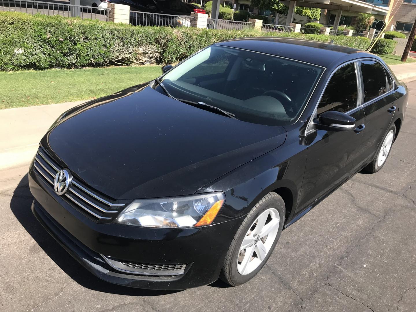 2011 black /black Volkswagen Jetta SE PZEV (3VWDZ7AJ0BM) with an 2.5L L5 DOHC 20V engine, located at 323 E Dunlap Ave., Phoenix, AZ, 85020, (602) 331-9000, 33.567677, -112.069000 - 2011 VW JETTA Sedan ...... Automatic, 2.5L, Power Options, cold ac, Clean black leather interior, Super Economical, clean title, 159k Original miles, Runs and Drives Excellent. Very clean inside and out, passed emissions. Any questions Call or text Dave 602-331-9000 thanks for looking, talk to- Photo#1