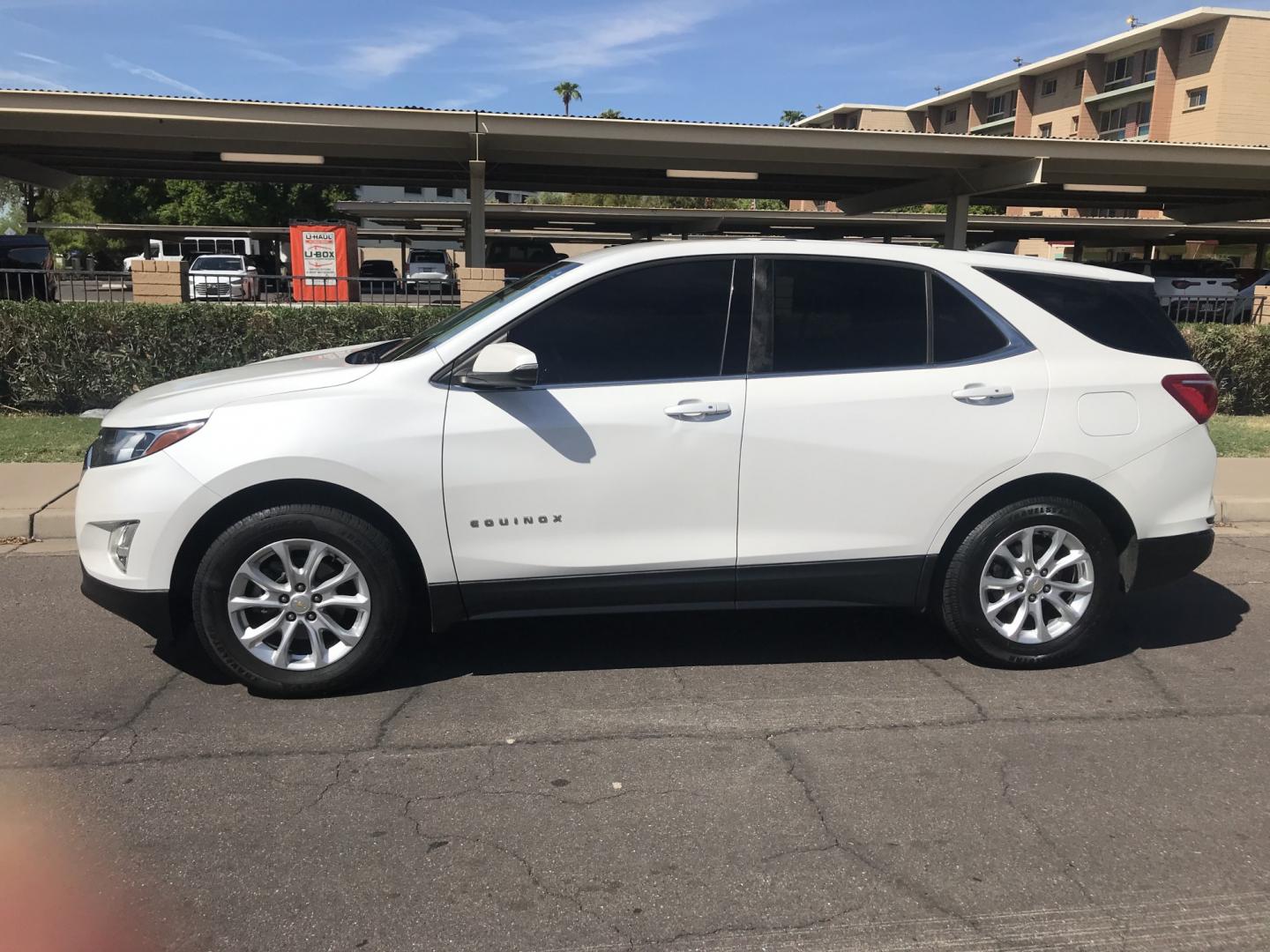 2019 WHITE /gray Chevrolet Equinox LT AWD (2GNAXUEV6K6) with an 1.5L L4 DOHC 16V TURBO engine, 6A transmission, located at 323 E Dunlap Ave., Phoenix, AZ, 85020, (602) 331-9000, 33.567677, -112.069000 - 2019 Chevrolet Equinox LT 4WD AWD ,..... Super Economical SUV.. Automatic, 4cyl. 1.5L..... Cold A/C, White and gray interior with cloth seats, Backup Camera, Premium Sound CD, Power Options, Incredible gas mileage! Arizona title , Runs and Drives Excellent.....Well Maintained, 177k miles, passed emi- Photo#2