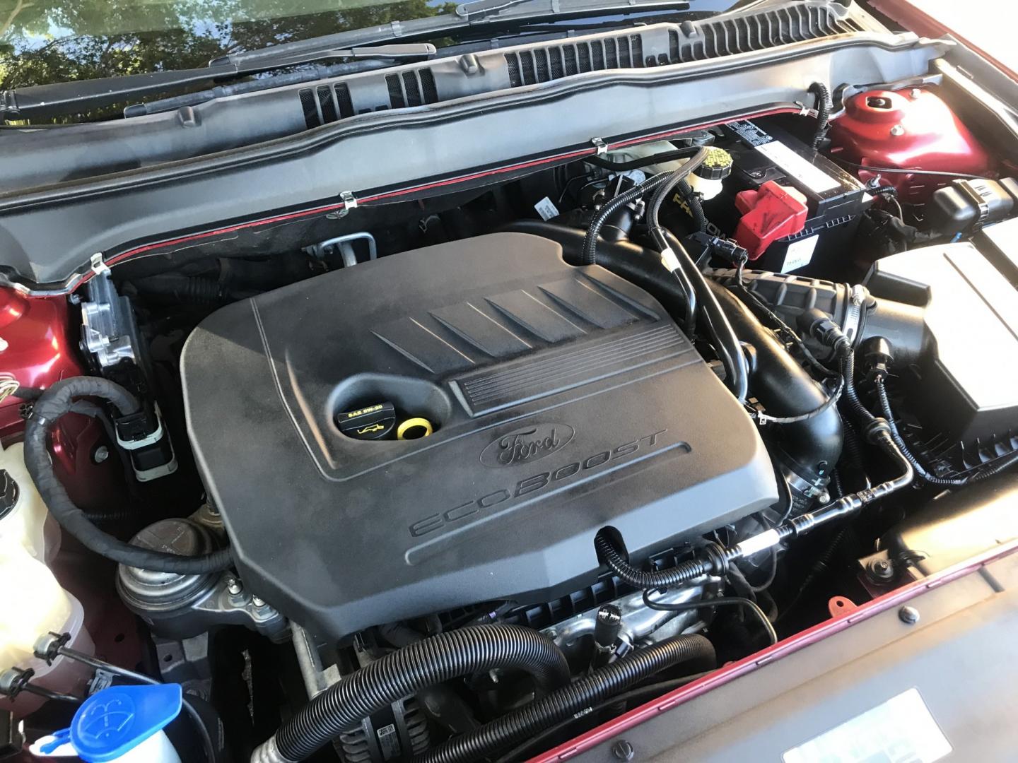 2016 red /BEIGE Ford Fusion SE (3FA6P0HD6GR) with an 1.5L L4 DOHC 16V engine, 6A transmission, located at 323 E Dunlap Ave., Phoenix, AZ, 85020, (602) 331-9000, 33.567677, -112.069000 - 2016 Ford Fusion SE ,........GREAT condition, A Real Must See!!.... LOW 139k miles, Automatic, Power Options, Premium Sound CD, Ice cold ac, Clean red exterior with beige seats, clean Arizona title, Runs and Drives Excellent. Very clean inside and out, SUPER ECONOMICAL Sedan, Any questions Call or t- Photo#15