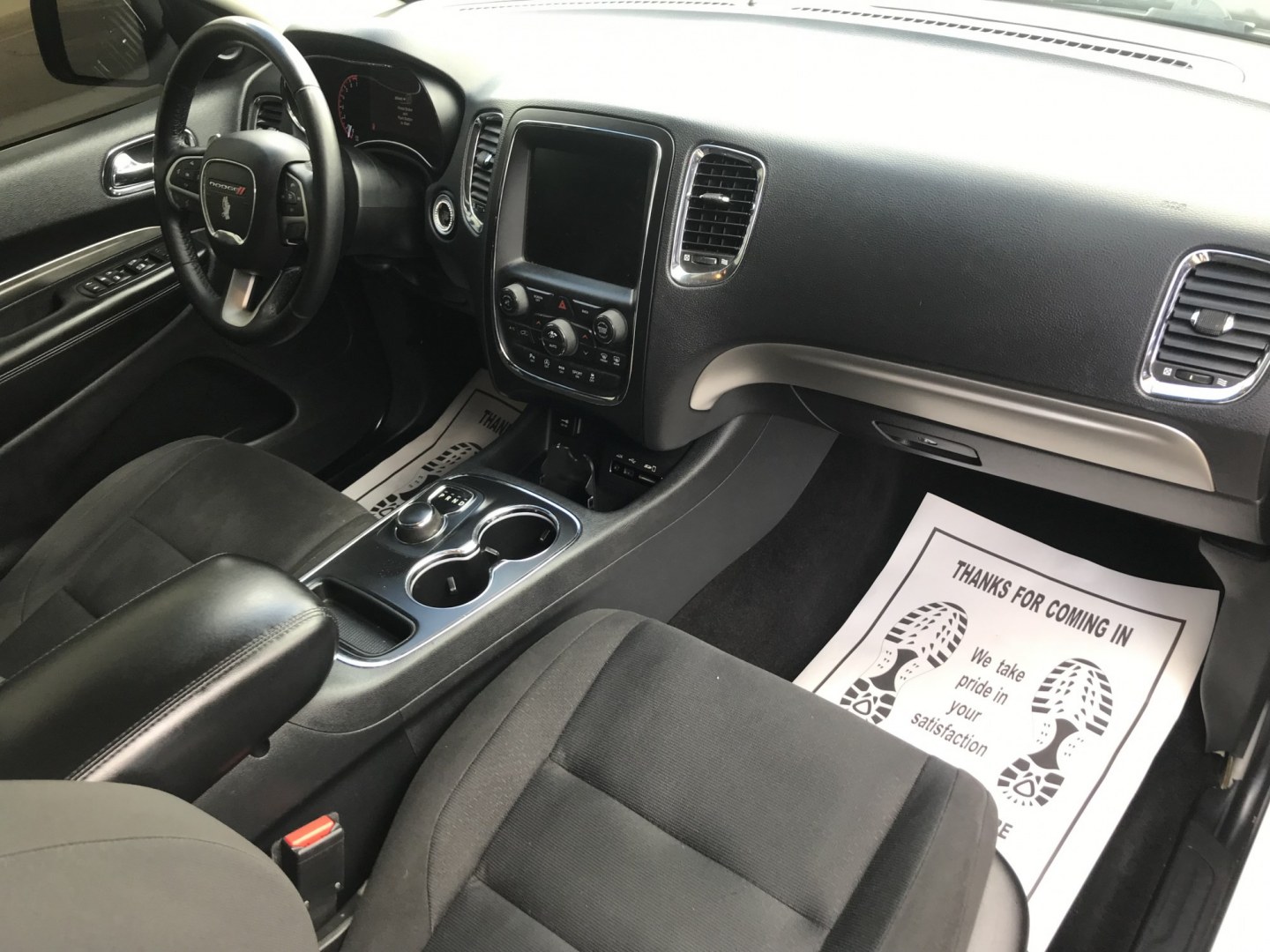 2017 WHITE /gray Dodge Durango SXT RWD (1C4RDHAG6HC) with an 3.6L V6 DOHC 24V engine, 8A transmission, located at 323 E Dunlap Ave., Phoenix, AZ, 85020, (602) 331-9000, 33.567677, -112.069000 - 2017 DODGE DURANGO SUV ,.......EXCELLENT condition,.... 3RD ROW SEATING,........ Automatic, 6cyl. 3.6L ..... Ice Cold A/C, White and gray interior with cloth seats, Backup Camera, Premium Sound CD, Power Options, This suv is gorgeous inside and out, Clean title , Runs and Drives Excellent.....Well- Photo#7