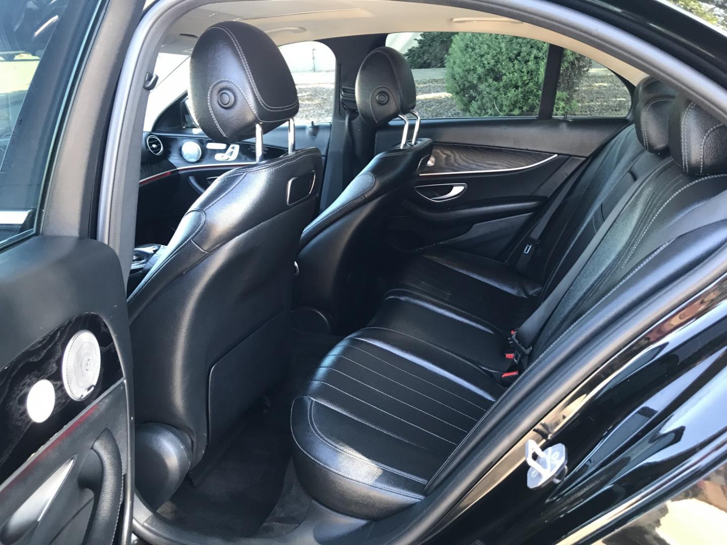 2018 black /black Mercedes-Benz E-Class E300 Luxury Sedan (WDDZF4JB9JA) with an 3.5L V6 DOHC 24V engine, 7A transmission, located at 323 E Dunlap Ave., Phoenix, AZ, 85020, (602) 331-9000, 33.567677, -112.069000 - LUXURY 2018 MERCEDES BENZ E300 Sedan,.........GREAT CONDITION...... Automatic, 2.0L TURBO CHARGED Engine, Power Options, Cold AC, Leather Interior, Sunroof, Premium Sound CD, Alloy Wheels,LOW 120k original miles, Clean Title. Well Maintained, A Must See !!! Priced to sell @ $14495 . Call or te- Photo#11