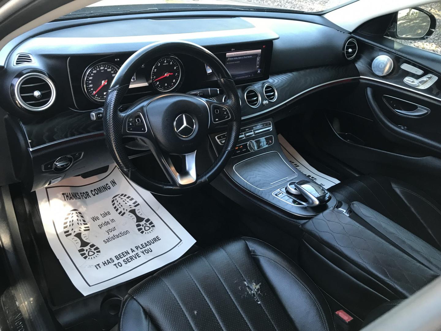 2018 black /black Mercedes-Benz E-Class E300 Luxury Sedan (WDDZF4JB9JA) with an 3.5L V6 DOHC 24V engine, 7A transmission, located at 323 E Dunlap Ave., Phoenix, AZ, 85020, (602) 331-9000, 33.567677, -112.069000 - LUXURY 2018 MERCEDES BENZ E300 Sedan,.........GREAT CONDITION...... Automatic, 2.0L TURBO CHARGED Engine, Power Options, Cold AC, Leather Interior, Sunroof, Premium Sound CD, Alloy Wheels,LOW 120k original miles, Clean Title. Well Maintained, A Must See !!! Priced to sell @ $14495 . Call or te- Photo#12